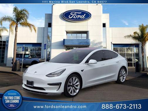Pearl White Multi-Coat 2018 Tesla Model 3 Long Range