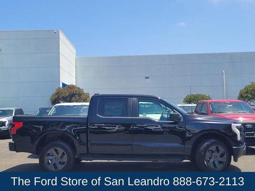2025 Ford F-150 Lightning Pro