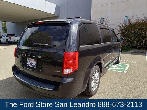 Black Onyx Crystal Pearlcoat 2020 Dodge Grand Caravan SXT