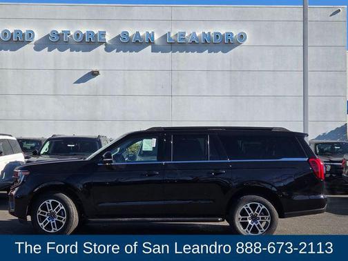 Agate Black Metallic 2026 Ford Expedition Max Active 4x4