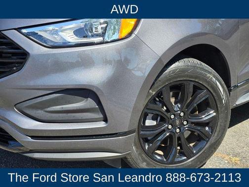 2022 Ford Edge SE