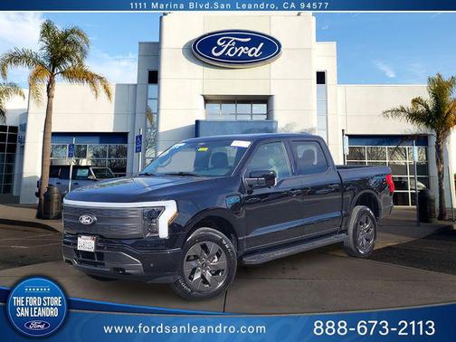 Agate Black Metallic 2024 Ford F-150 Lightning LARIAT