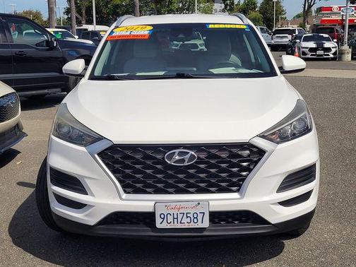 Dazzling White 2019 Hyundai TUCSON Value