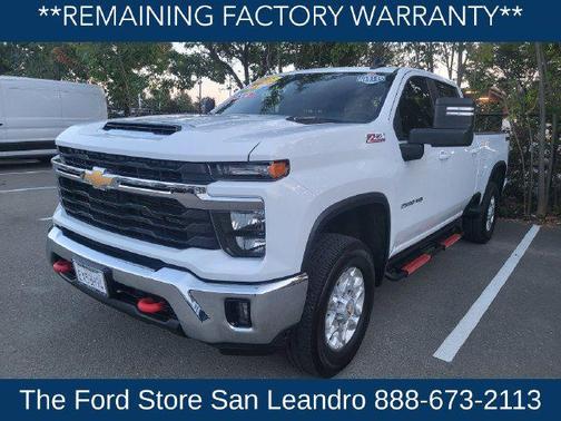 Summit White 2025 Chevrolet Silverado 2500 LT