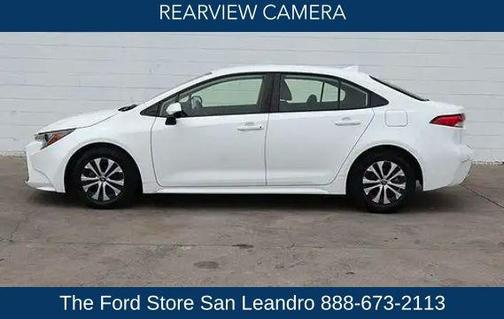 Super White 2021 Toyota Corolla Hybrid LE