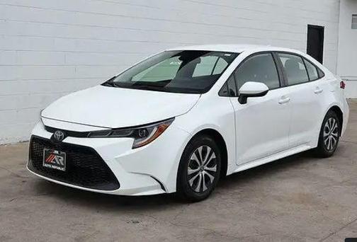 Super White 2021 Toyota Corolla Hybrid LE