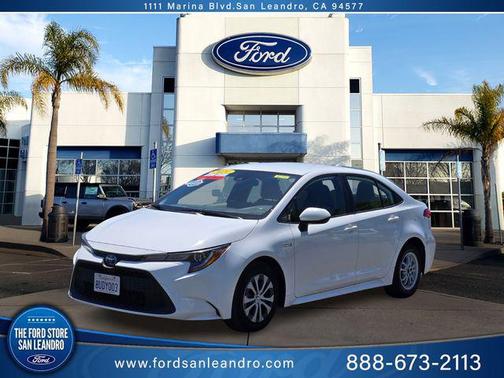 Super White 2021 Toyota Corolla Hybrid LE