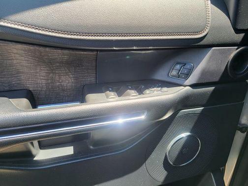 Iconic Silver Metallic 2021 Ford Expedition Max Limited