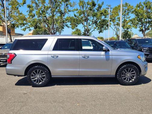 Iconic Silver Metallic 2021 Ford Expedition Max Limited