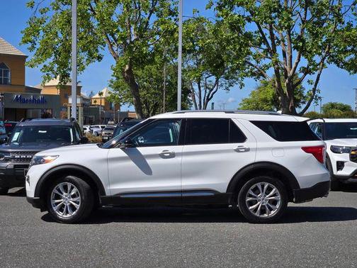 Star White Metallic Tri-Coat 2020 Ford Explorer Limited