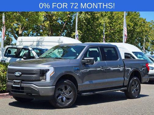 2025 Ford F-150 Lightning Flash