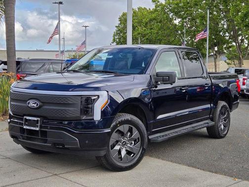 2025 Ford F-150 Lightning Flash