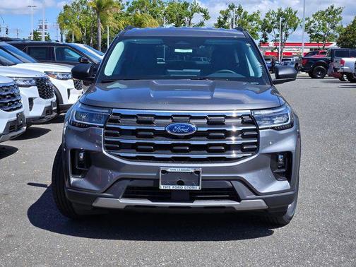 Carbonized Gray Metallic 2026 Ford Explorer Active