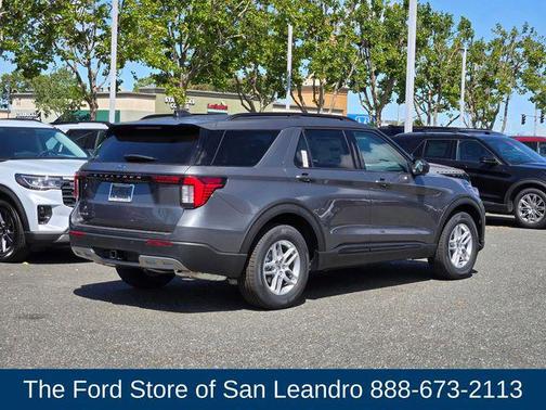Carbonized Gray Metallic 2026 Ford Explorer Active