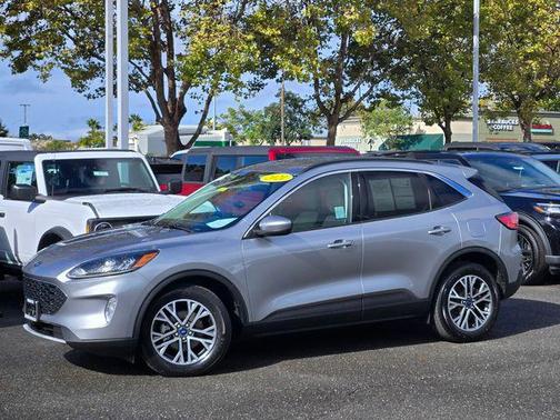 2021 Ford Escape SEL