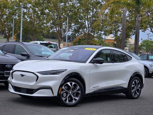 2021 Ford Mustang Mach-E Premium