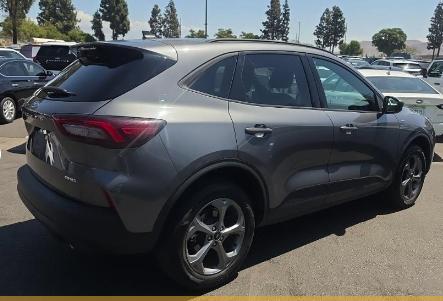 Carbonized Gray Metallic 2025 Ford Escape ST-Line Select