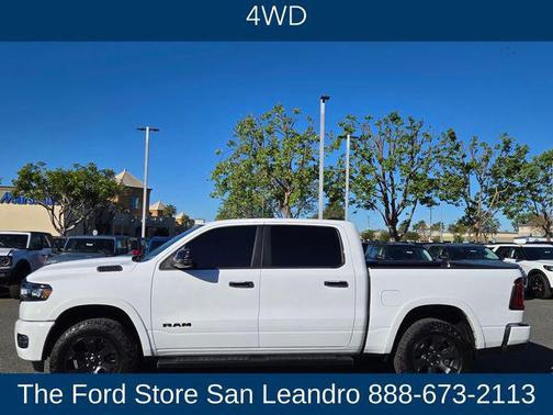 Bright White Clearcoat 2025 RAM 1500 Big Horn/Lone Star