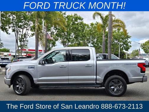 2025 Ford F-150 Lightning Flash