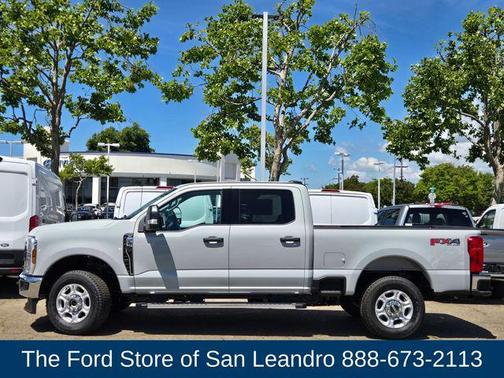 Avalanche 2026 Ford F-250 XLT