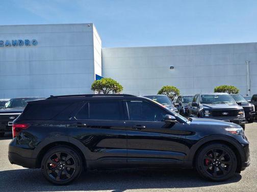 Agate Black Metallic 2020 Ford Explorer ST