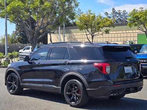 Agate Black Metallic 2020 Ford Explorer ST