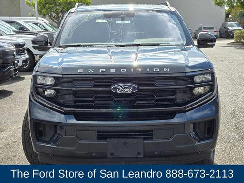 2025 Ford Expedition Max Active 4x4