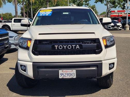 Super White 2017 Toyota Tundra TRD Pro