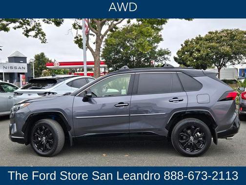 2023 Toyota RAV4 Hybrid SE
