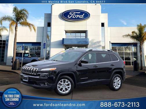 Diamond Black Crystal Pearlcoat 2018 Jeep Cherokee Latitude Plus
