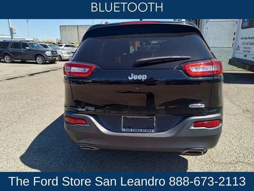Diamond Black Crystal Pearlcoat 2018 Jeep Cherokee Latitude Plus