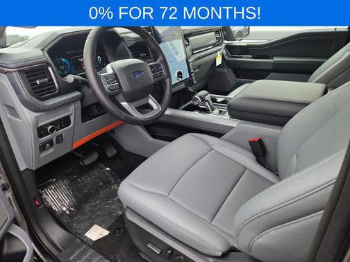 2025 Ford F-150 Lightning Flash