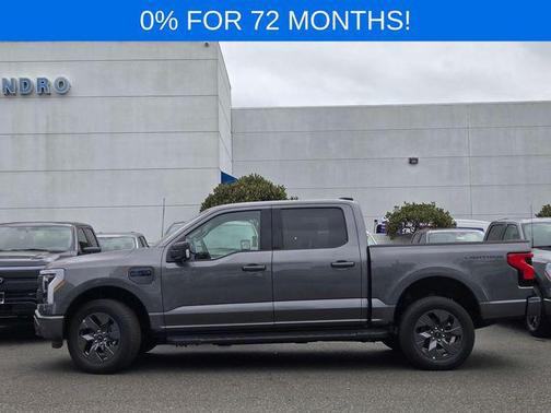 2025 Ford F-150 Lightning Flash