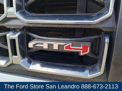 Sterling Metallic 2023 GMC Canyon AT4