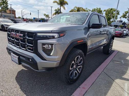 Sterling Metallic 2023 GMC Canyon AT4