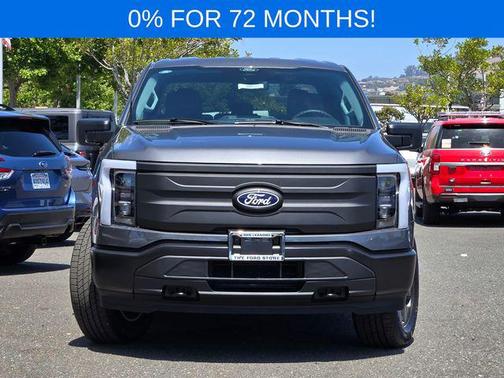 2025 Ford F-150 Lightning Pro