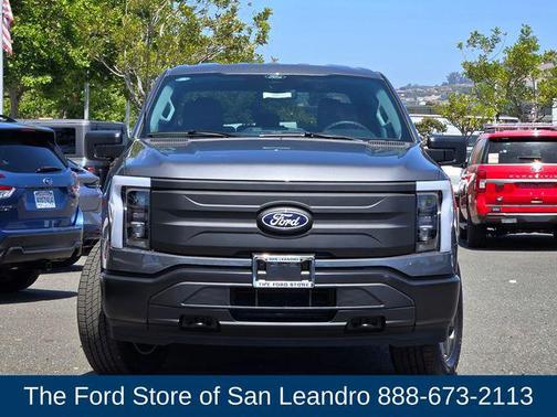 2025 Ford F-150 Lightning Pro