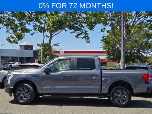 2025 Ford F-150 Lightning Pro
