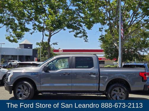 2025 Ford F-150 Lightning Pro