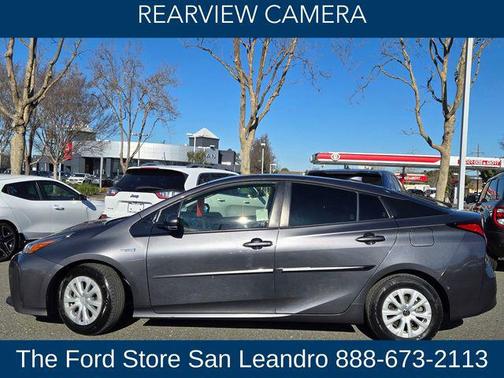 2020 Toyota Prius LE