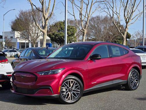 2025 Ford Mustang Mach-E Premium