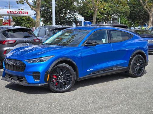 2025 Ford Mustang Mach-E Premium