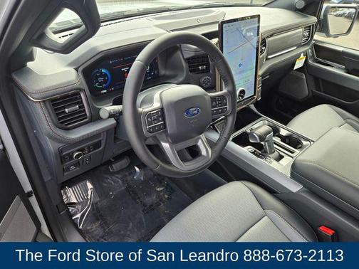 2025 Ford F-150 Lightning LARIAT