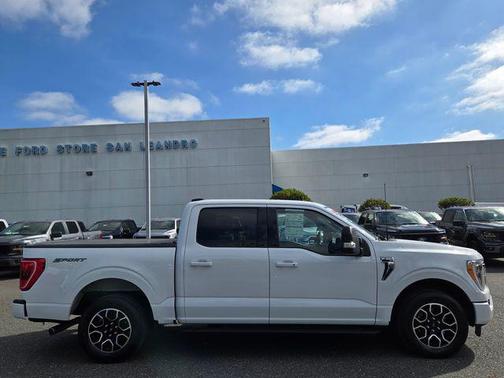 Oxford White 2023 Ford F-150 XLT