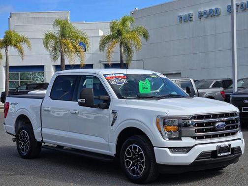 Oxford White 2023 Ford F-150 XLT