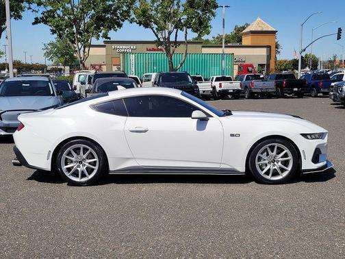Oxford White 2024 Ford Mustang GT Premium