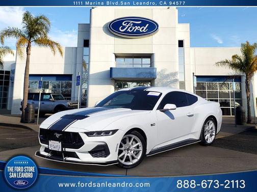 Oxford White 2024 Ford Mustang GT Premium