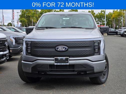 2025 Ford F-150 Lightning Flash