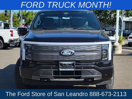 2025 Ford F-150 Lightning LARIAT