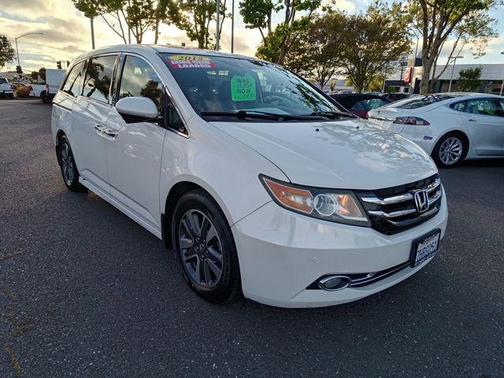 2015 Honda Odyssey Touring Elite